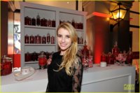 blake-lively-emma-roberts-hm-new-orleans-store-opening-04.jpg