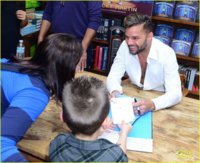 ricky-martin-flashes-chest-hair-for-santiago-signing-09.jpg