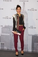 Karlie+Kloss+Freida+Pinto+Attend+Coach+Boutique+ojrxEca1te_x.jpg