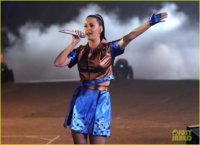 katy-perry-performs-infiniti-brand-festival-2014-china-02.jpg