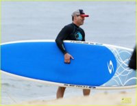 leann-rimes-eddie-cibrian-surfing-couple-in-hawaii-05.jpg