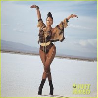 nicki-minaj-looking-ass-ngga-video-premiere-05.jpg