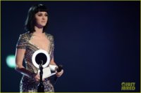 katy-perry-wows-in-second-outfit-at-brit-awards-2014-03.jpg