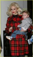 gwen-stefani-tartan-06.jpg