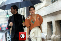 miroslava-duma-paris-fashion-week-womenswear-fall_4096194.jpg