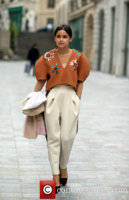 miroslava-duma-paris-fashion-week-womenswear-fall_4096232.jpg