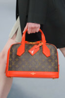 539_Louis_Vuitton_Fall_2014_Details_mTbGQvgSOrzl.jpg