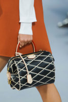 541_Louis_Vuitton_Fall_2014_Details_fcNXAMNL2mIl.jpg