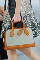 551_Louis_Vuitton_Fall_2014_Details_9NEXdgTbemLl.jpg