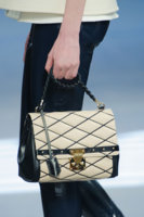 562_Louis_Vuitton_Fall_2014_Details_izveNOxkJ8gl.jpg