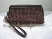 MadisonNDLPtOpArtMahWristlet50477_001.jpg