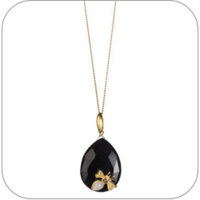 necklaceonxfly200alexis.jpg