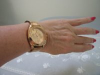 RosegoldBFwatchW925_model_002.jpg