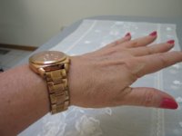 RosegoldBFwatchW925_model_006.jpg