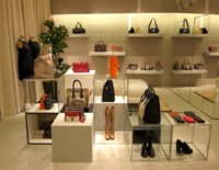 celine_omotesando_9-thumb-640x497-40184.jpg