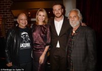 article-2651868-1E90DF7100000578-275_634x441.jpg