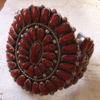 ZUNI Quam coral bracelet.jpg