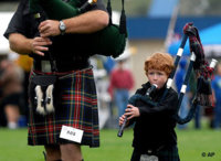 bagpipeAP2309_450x329.jpg