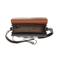 P00085970-PS11-Mini-Classic-leather-shoulder-bag-DETAIL_1.jpg