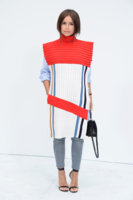 Miroslava+Duma+Chanel+Front+Row+Paris+Fashion+EC3S7OFXoUnx.jpg