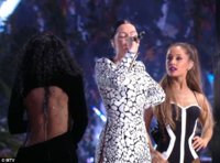 article-2733524-20C53A5D00000578-814_634x469.jpg
