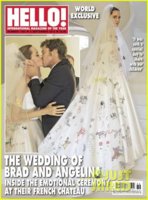 angelina-jolie-wedding-dress-02.jpg