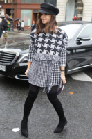 Miroslava-Duma-cizme-peste-genunchi-2014.png