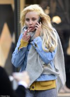 1412443768924_Image_galleryImage_EXCLUSIVE_Amanda_Bynes_li.JPG
