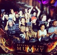 1412664077490_wps_10_Ariana_Grande_Big_Sean_En.jpg