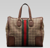 gucci-seventies-large-tote-with-signature-web.jpg