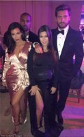 1414293524484_wps_6_kimkardashianDate_night_S.jpg