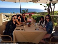 1414627949934_wps_23_Kim_Kardashian_West_Insta.jpg
