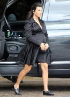 1415824887861_Image_galleryImage_Kourtney_Kardashian_arriv.JPG