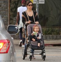 1415944903409_Image_galleryImage_Jenna_Dewan_Tatum_stretch.JPG