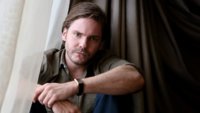 085906-daniel-bruhl.jpg