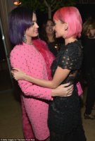 24F65B4900000578-2923040-Firm_friends_The_pals_were_seen_sharing_a_hug_while_catching_up_-a-42_1.jpg