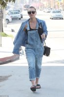 25C0D7BB00000578-2956704-Blonde_ambition_Kaley_Cuoco_headed_out_for_lunch_in_Studio_City_-a-3_14.jpg