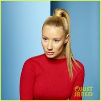 iggy-azalea-steps-out-after-quiting-twitter-06.jpg