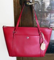 red peyton pocket tote 003.jpg