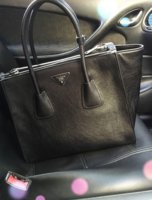 prada 2.JPG