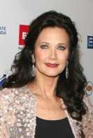 famous_women_over_50_who_are_still_beautiful_640_28.jpg