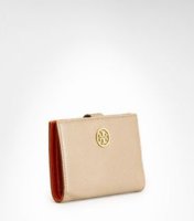 Purse.jpg Purse.jpg