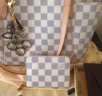 ImageUploadedByPurseForum1429887200.030712.jpg