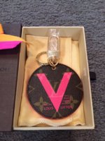 V Charm.jpg