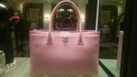 pink executive 2,20,100.jpg