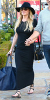 leann-rimes-Valentino-Rockstud-Flat-Sandals.jpg