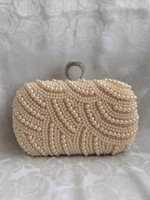 pursechampagne.jpg