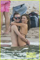 miranda-kerr-snapchats-evan-spiegel-beach-bodies-04.jpg