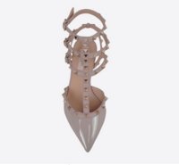 V Rockstud shoe.jpg