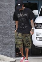 2C9E99A100000578-3243929-By_her_side_Kylie_s_boyfriend_Tyga_25_went_with_her_to_the_deale-m-2_14.jpg